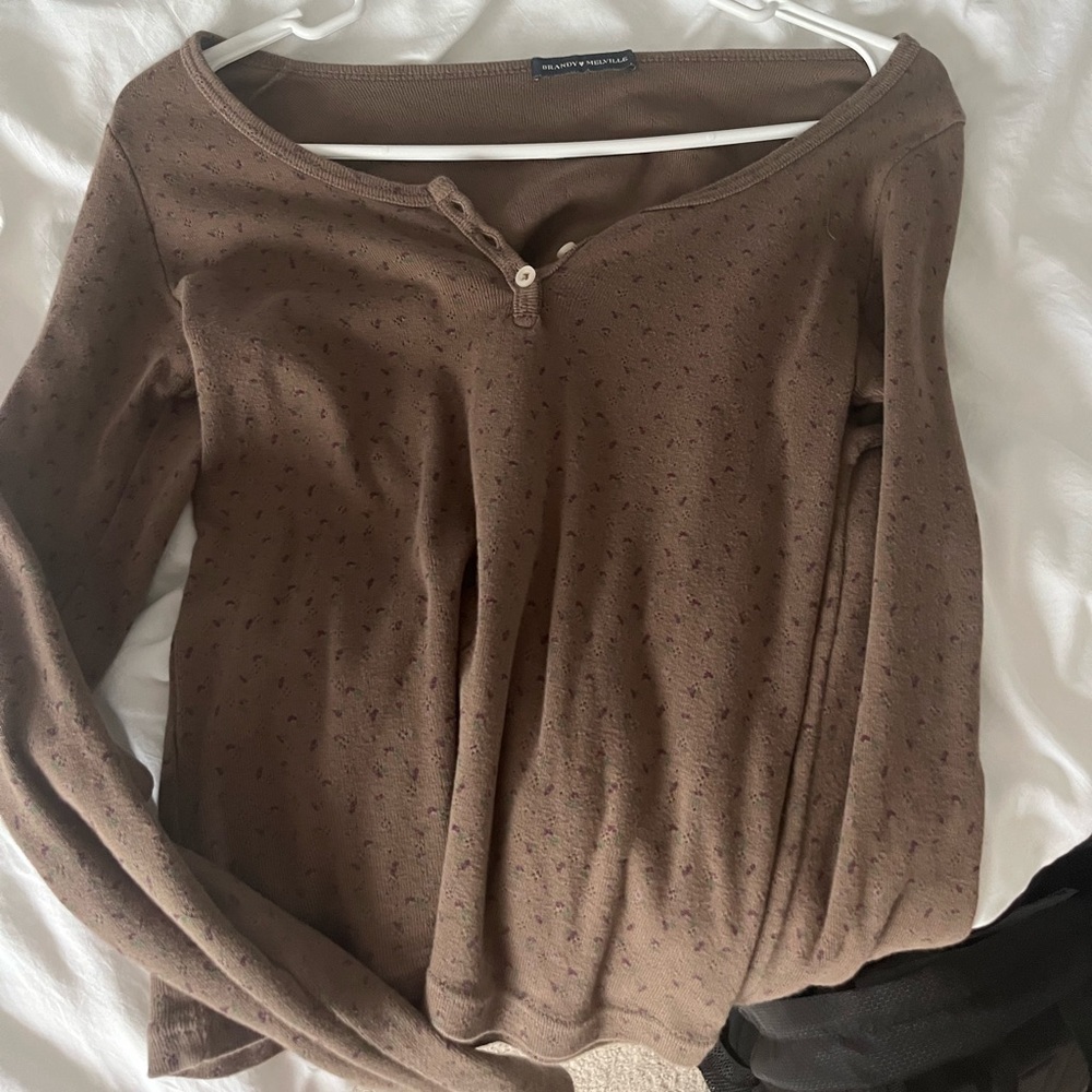 brandy melville long sleeve brown top with flowers(one size)